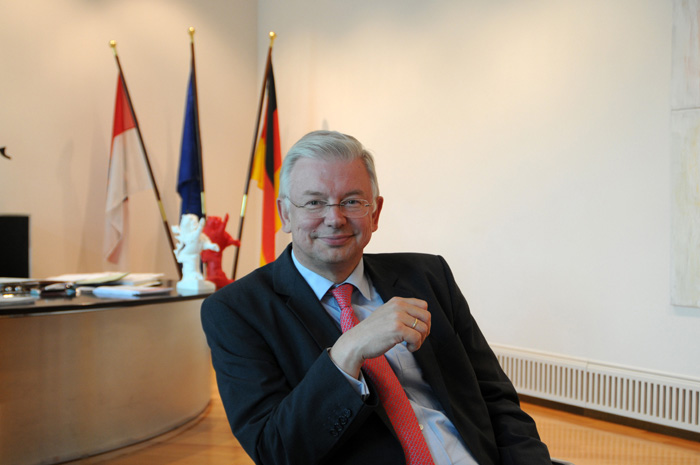 Roland Koch